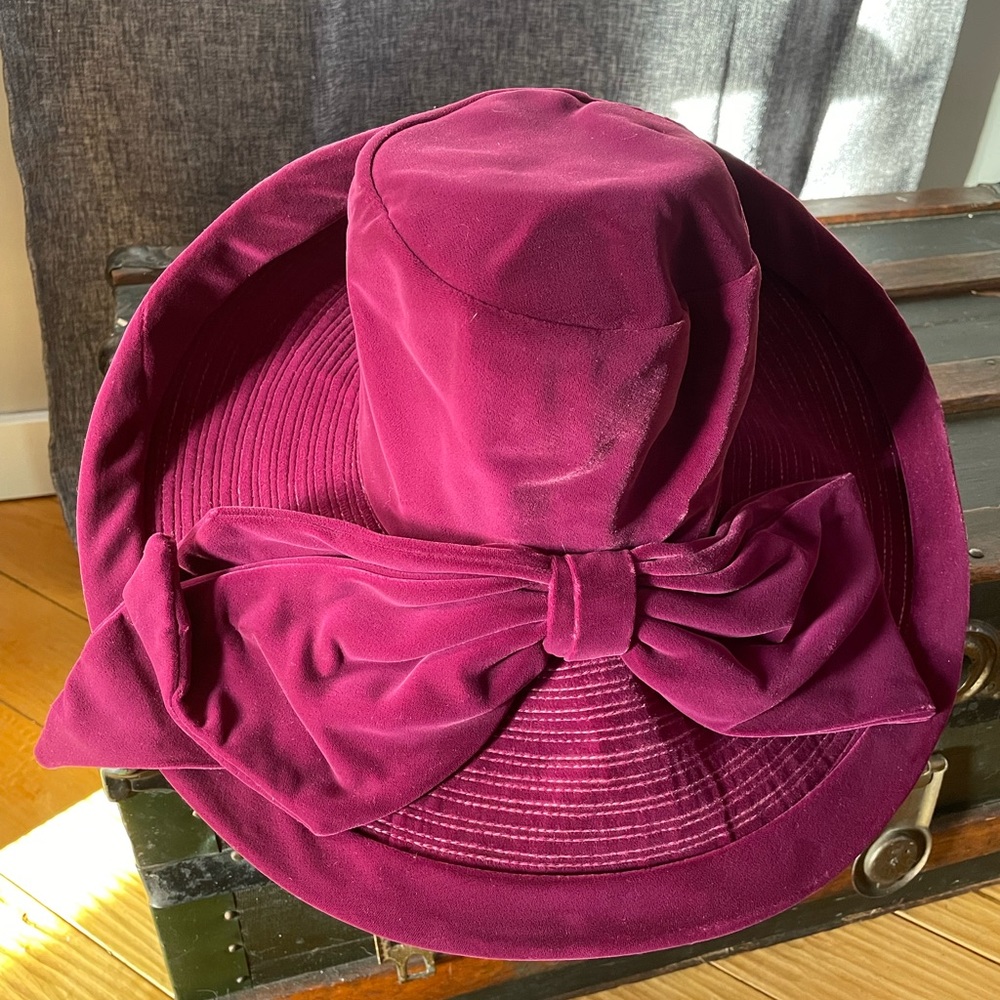 1940’s Velvet Hat